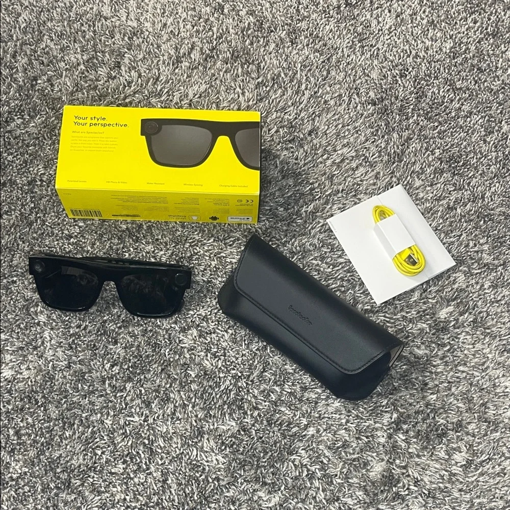 Black Snap Spectacles x Snapchat Lens